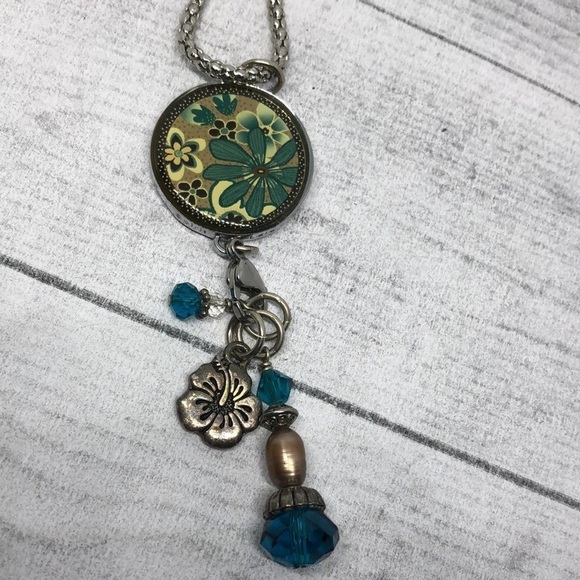 Two sides boho style peace dove charm pendant necklace - Picture 5 of 5